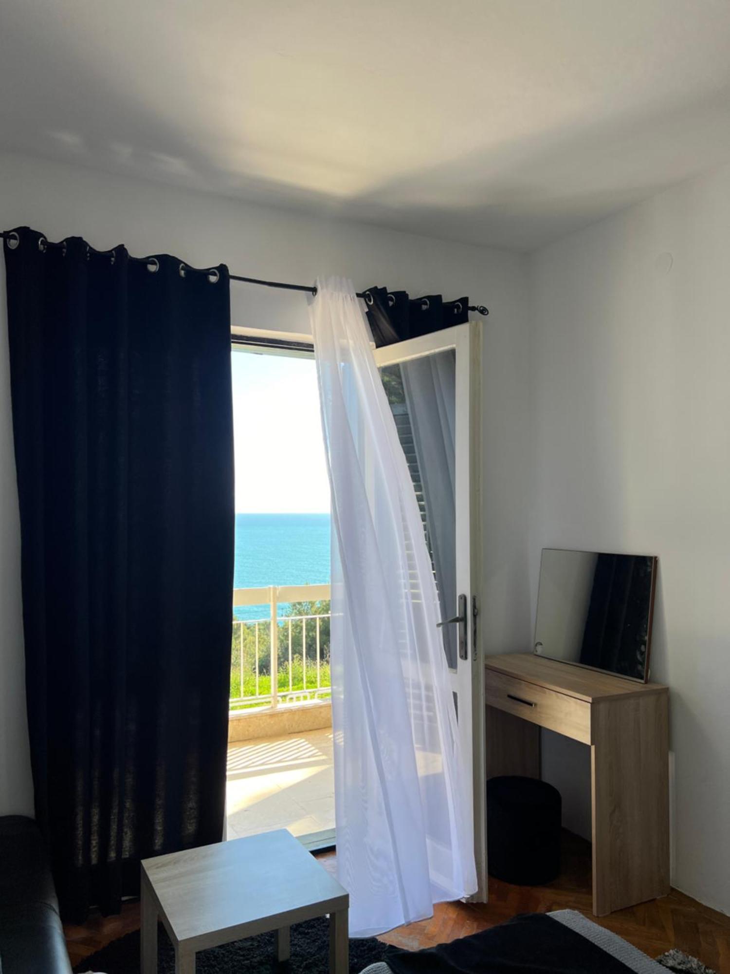 Apartments Nautilus Ulcinj Buitenkant foto