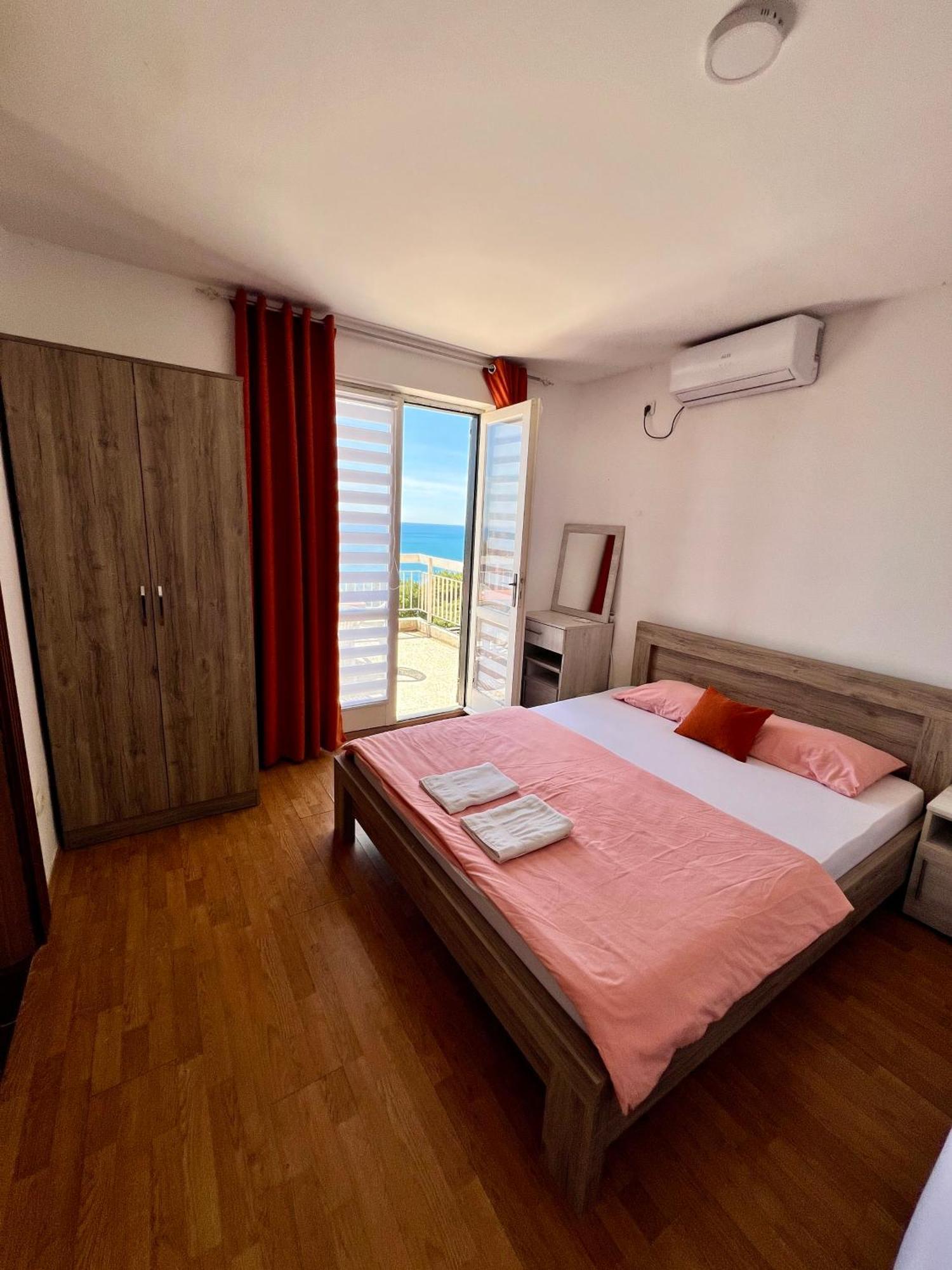 Apartments Nautilus Ulcinj Buitenkant foto